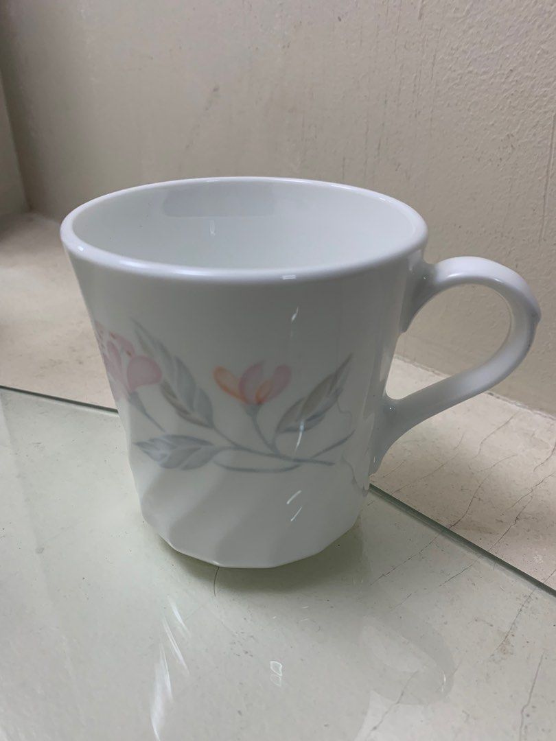 Corelle Cups and Saucers Plates / Platito ( 15 sets 30pcs available