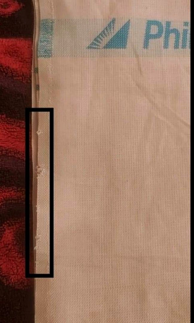 EARLY '90s VINTAGE PHILIPPINES AIRLINES BLANKET, Hobbies & Toys