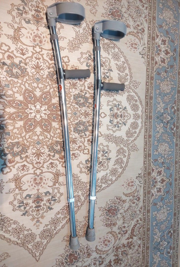 Elbow crutches Mobilis, Health & Nutrition, Assistive & Rehabilatory