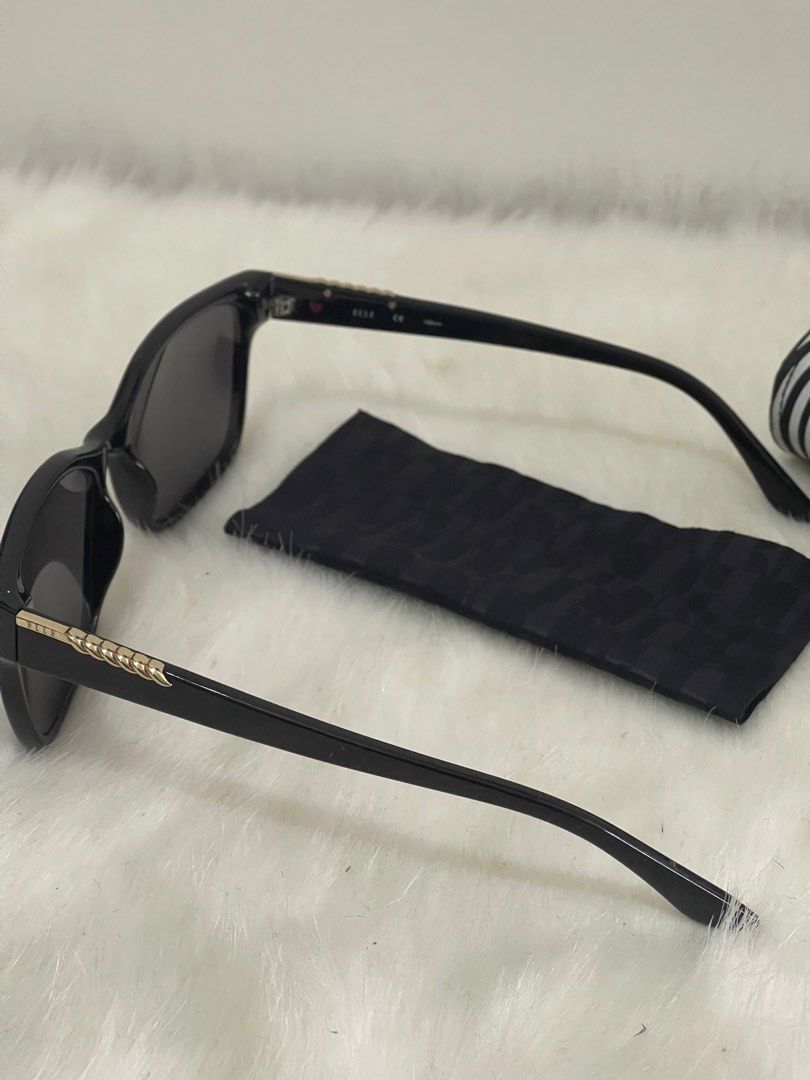 Roxy elle sunglasses hotsell