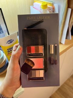 （分類：）位於 。 由 poohfool 提交（商品編號 1209365331，圖片 1）。簡介： 。