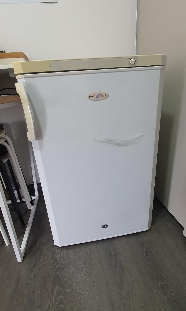 Farfella Upright Freezer 120L, breastmilk storage, TV & Home Appliances