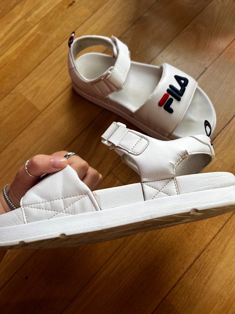 Fila sandals sales white