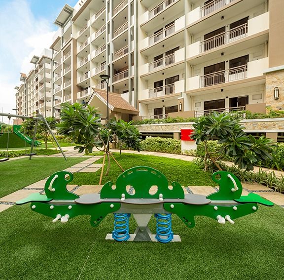 For RENT midrise condo in Bacoor Cavite near Coastal Road, CAVITEX, Las