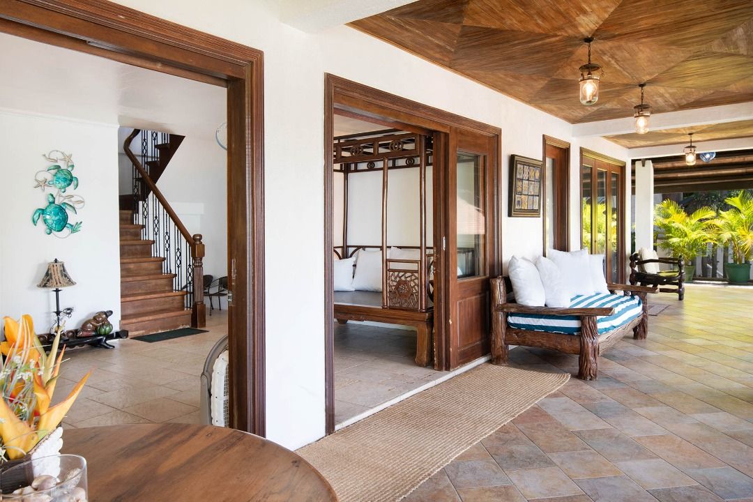 For Sale Anilao Batangas Beach Front House & Lot Resort Rest House