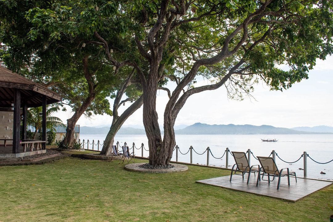 For Sale Anilao Batangas Beach Front House & Lot Resort Rest House