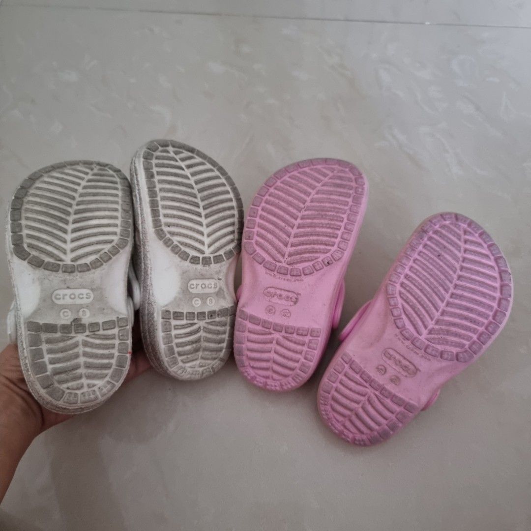 Size sales c8 crocs