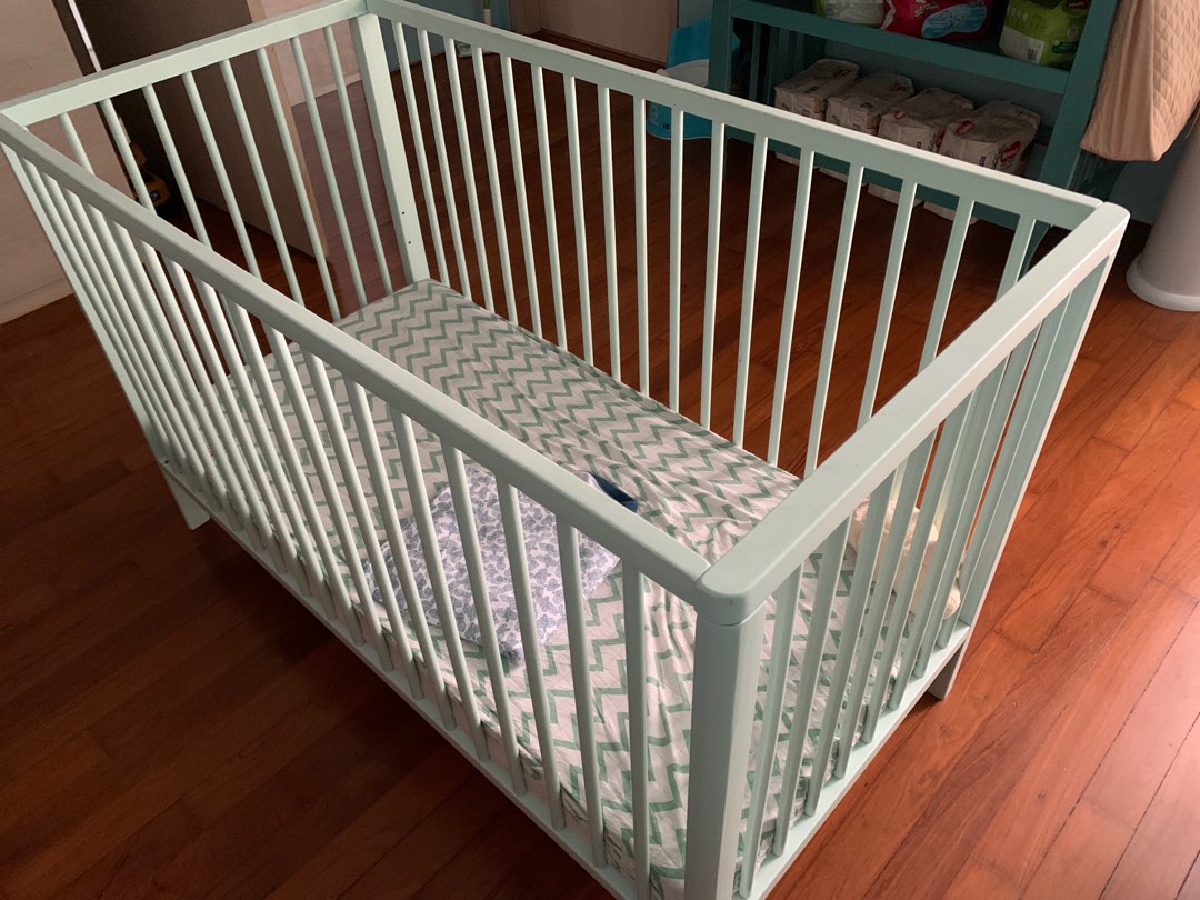 FREE Mothercare Balham Cot with Latex Mattress, Babies & Kids, Baby