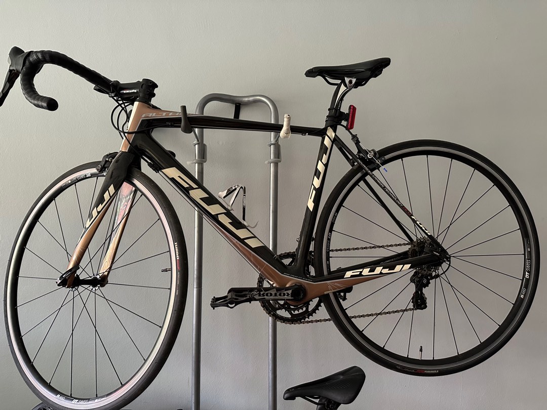 Fuji Altamira 1.0 Carbon road bike ultegra 10spd Sports Equipment Bicycles Parts Bicycles on Carousell