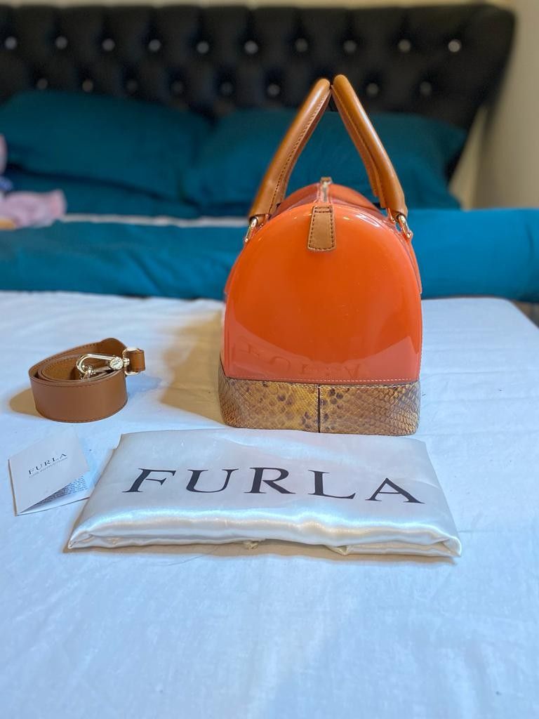 FURLA Candy Bag clear crocodile embossed purse | Bags, Furla bags, Patent  leather bag