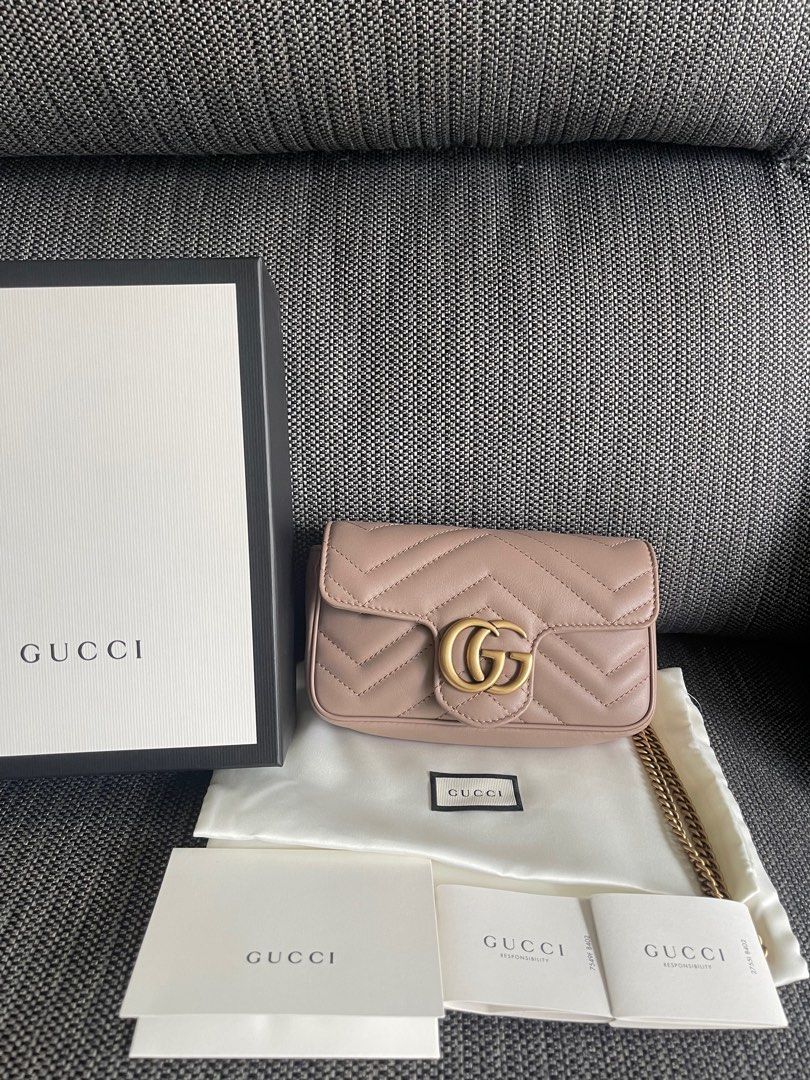 Gucci Marmont Super Mini! Unboxing, what fits inside, different ways to  wear 