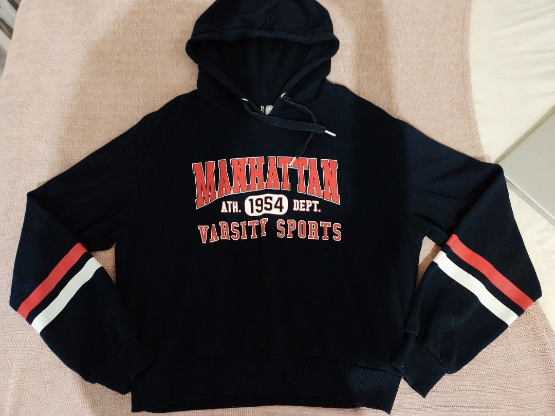 H M Manhattan Hoodie Women s Fashion Coats Jackets and Outerwear on Carousell