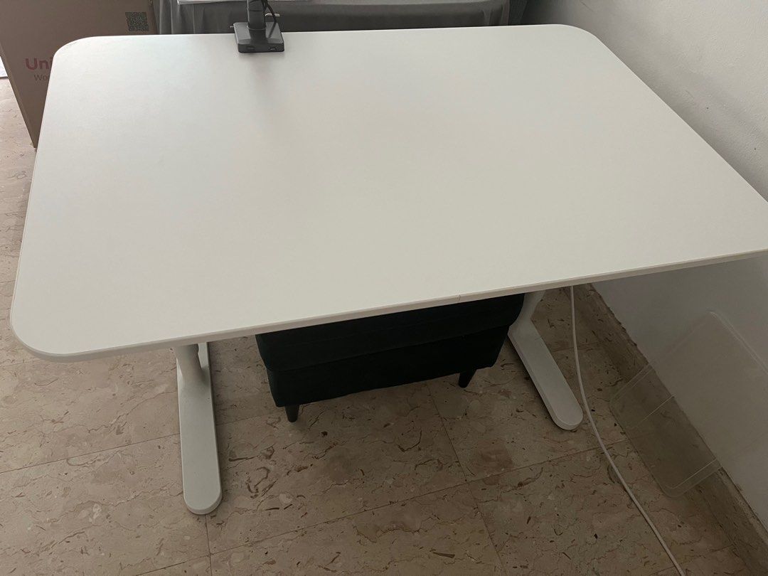 IKEA bekant desk, white, 160*80cm, Furniture & Home Living, Furniture