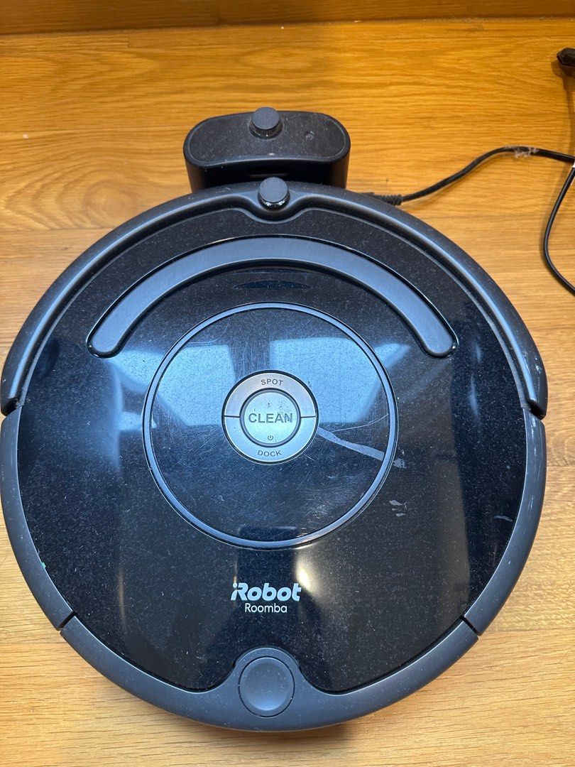 iRobot Roomba 670, TV & Home Appliances, Vacuum Cleaner & Housekeeping