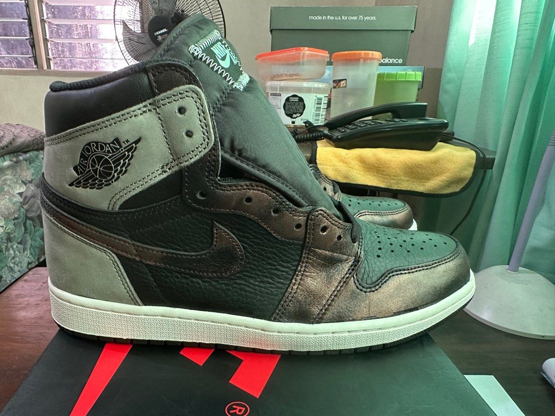 Jordan 1 rust shadow, Men's Fashion, Footwear, Sneakers on Carousell
