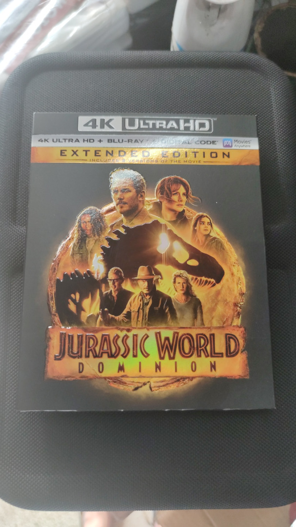 Jurassic World: Dominion (4K Ultra HD + Blu-ray + Digital HD)(slipcase ...
