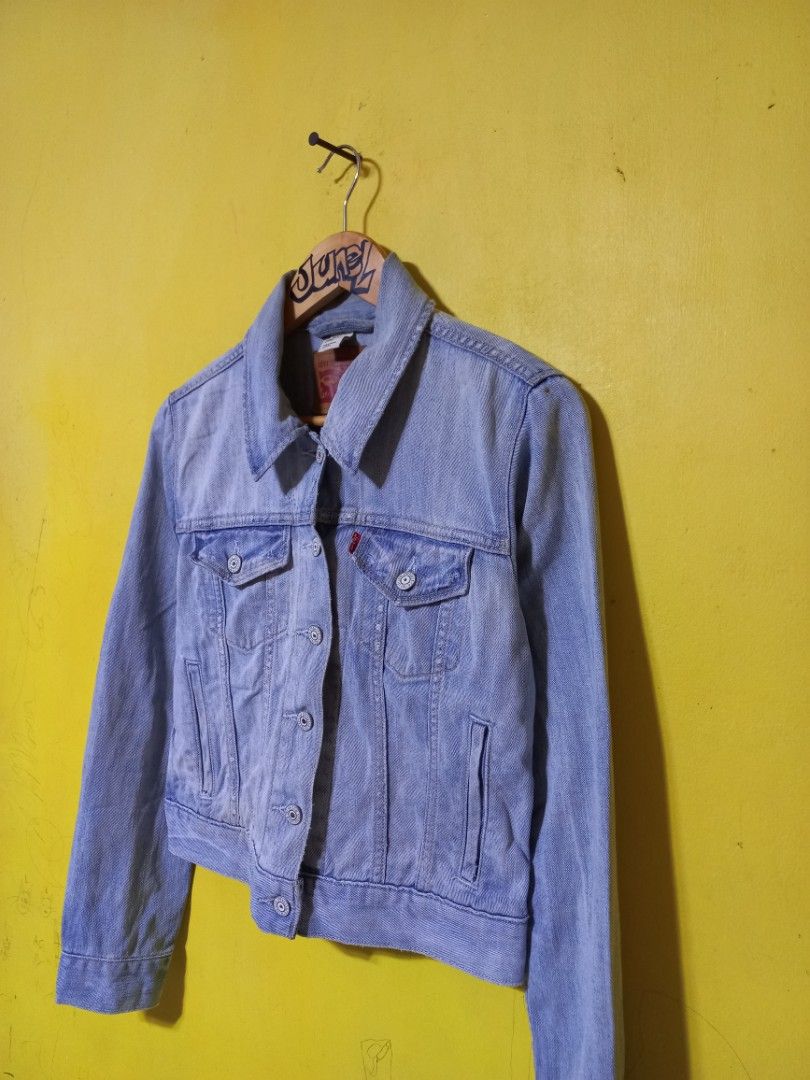 Levis denim jacket, Women's Fashion, Coats, Jackets and Outerwear on