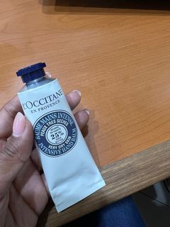 (Category: ) located in . Submitted by regienaaaa (Listing ID 1209259686, Image 1). Description: .