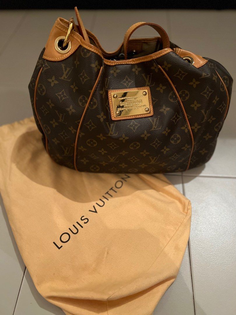 Louis vuitton Hobo Bag, Luxury, Bags & Wallets on Carousell