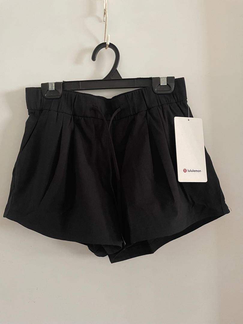 Reserved) NWT Lululemon Speed Up short 4” - Black / Incognito Camo