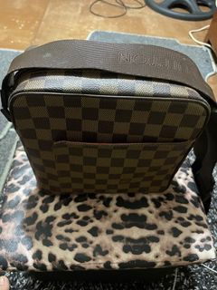AUTHENTIC LOUIS VUITTON OLAV SLING BAG DAMIER EBENE DATECODE:LM0095  (LV2036), Luxury, Bags & Wallets on Carousell