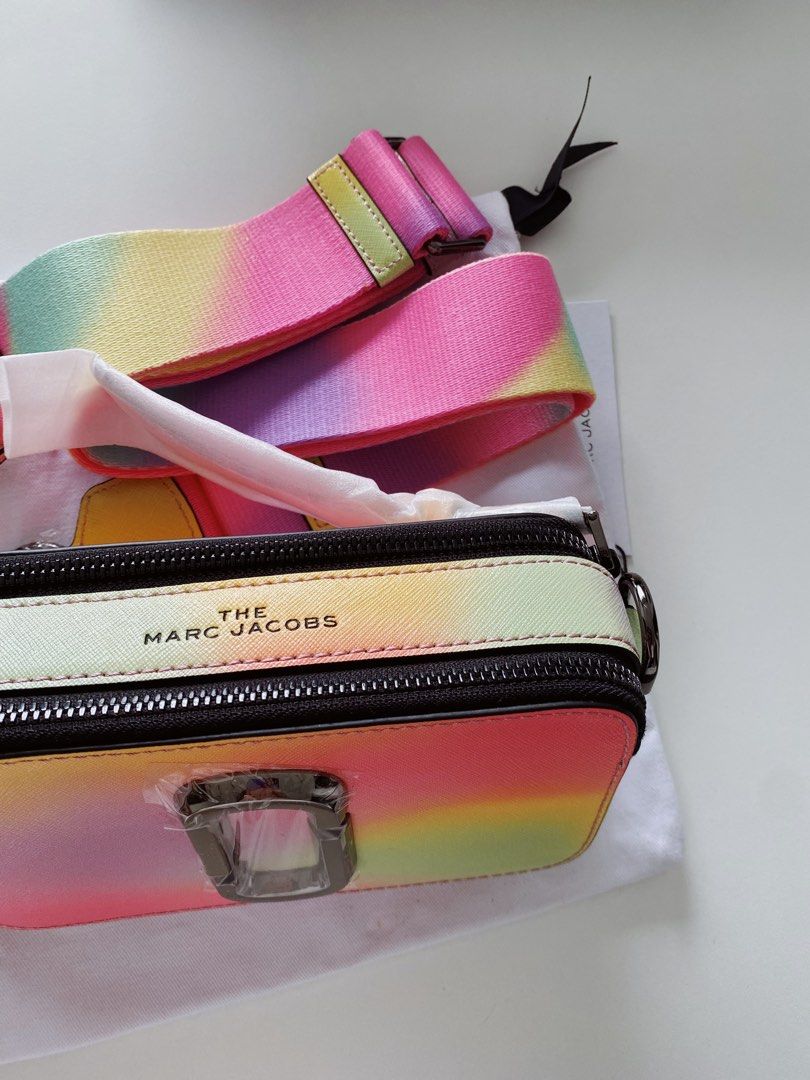 Marc jacobs snapshot deals airbrush wallet