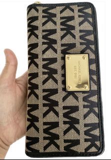 Michael Kors wallet