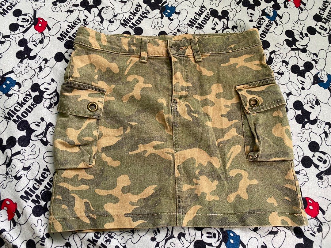 Miniskirts Take all 6 pcs. (Category: Skirts) located in Davao. Submitted by john_canque (Listing ID 1209288967, Image 1). Description: For take all na po. Decluttering Free sF.
