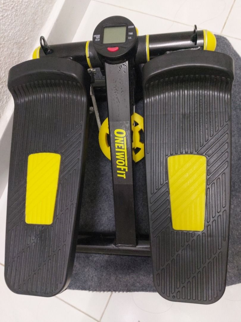 Mini Stepper Fitness Stair Twist Stepper, Sports Equipment, Exercise