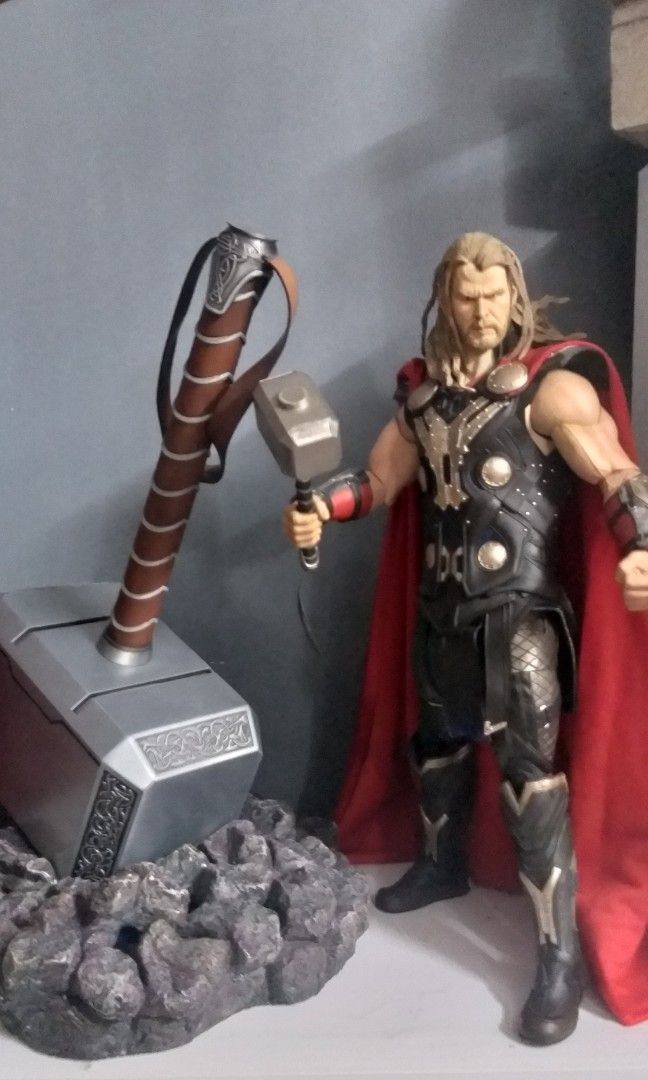 Neca 18 inch figures, Hobbies & Toys, Toys & Games on Carousell