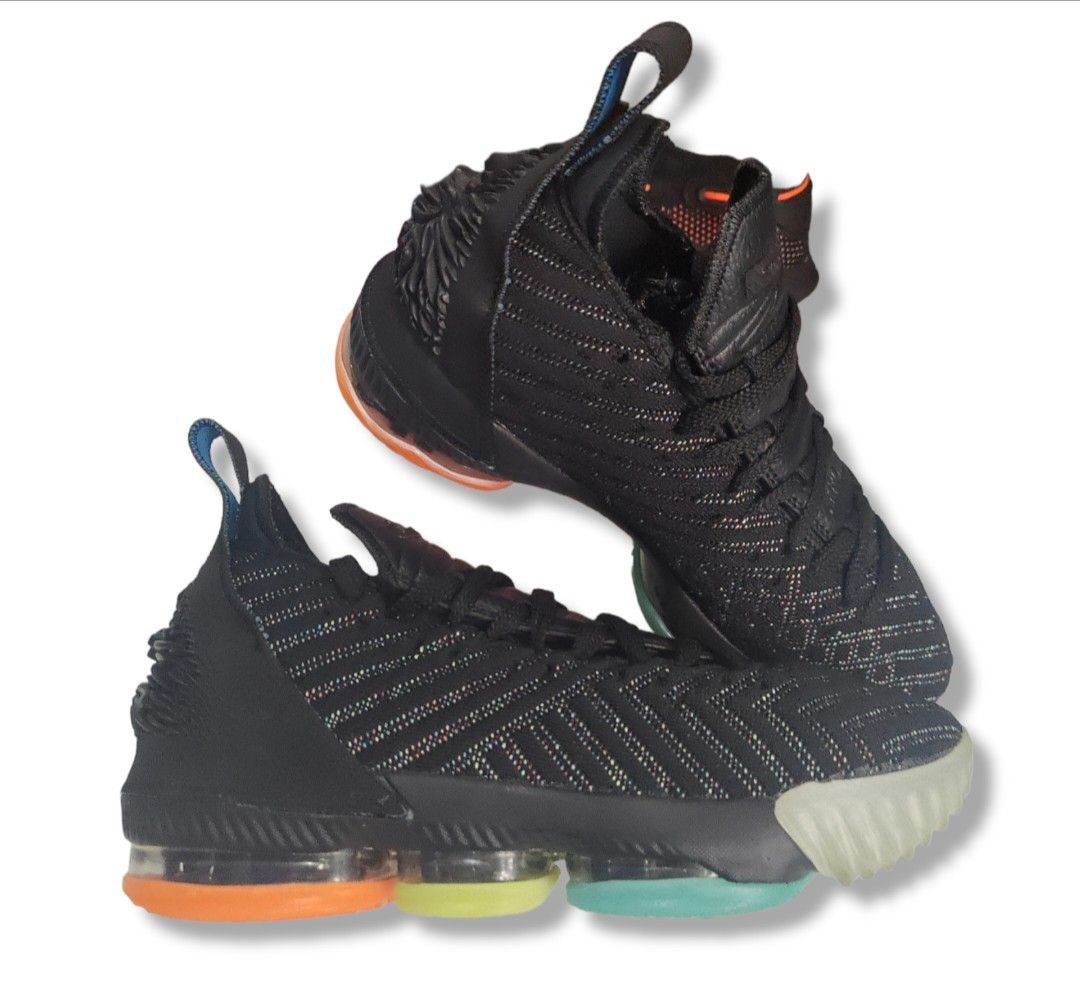 NIKE LEBRON 16 HFR BLACK MULTI COLOR SIZE 40 Fesyen Pria Sepatu