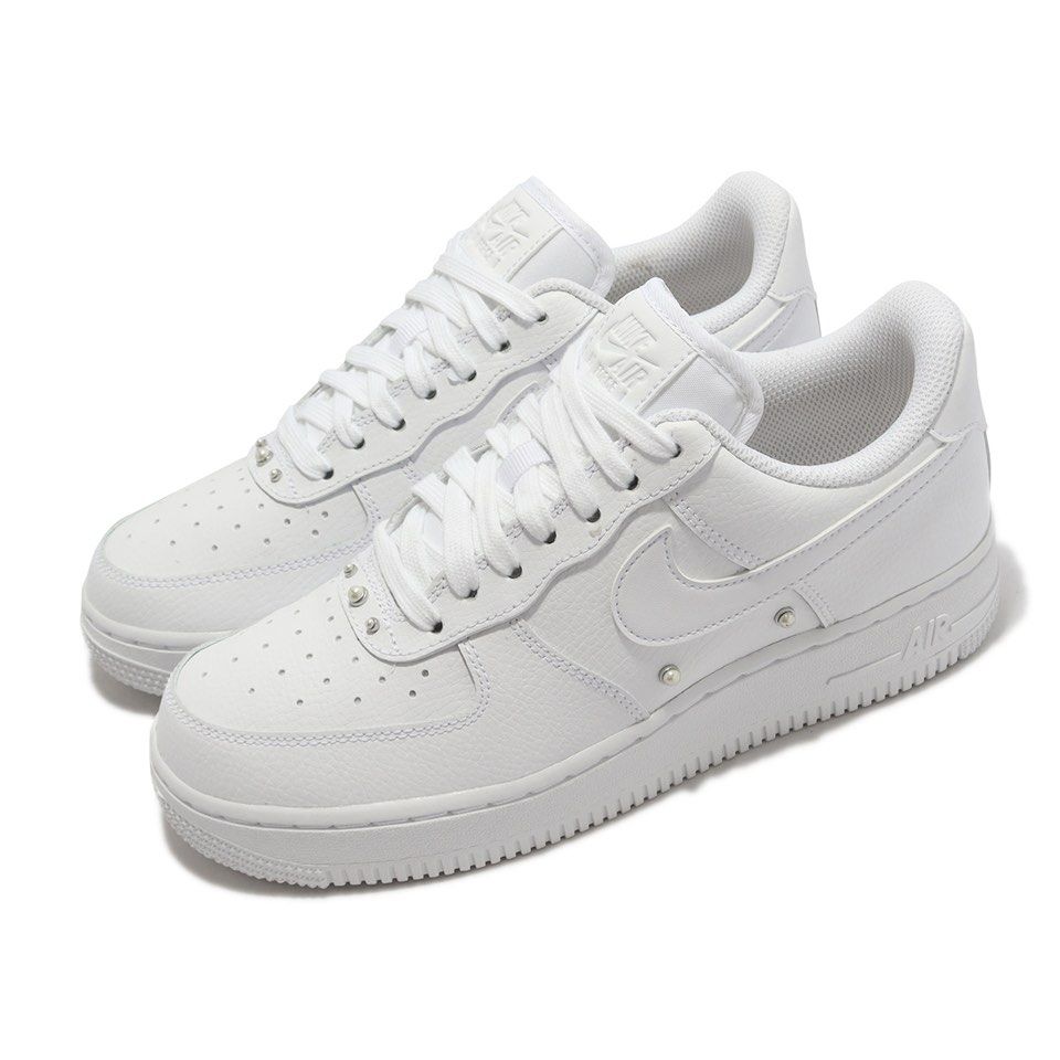 Women's nike air force 1 07 le low online