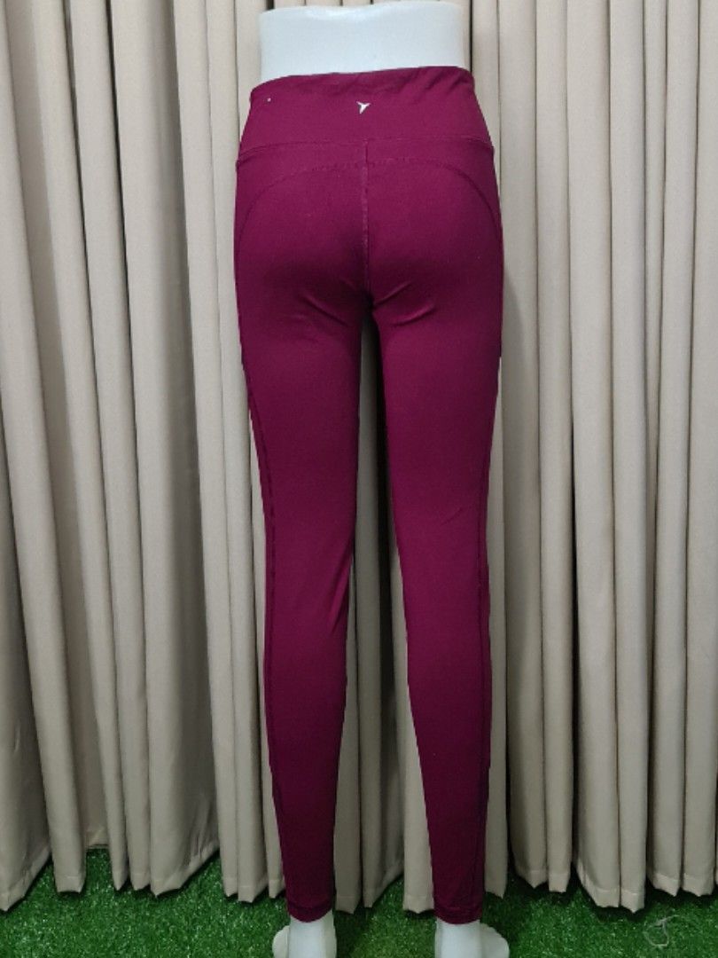 Old Navy Active Go Dry Leggings, Women's Fashion, Activewear on Carousell