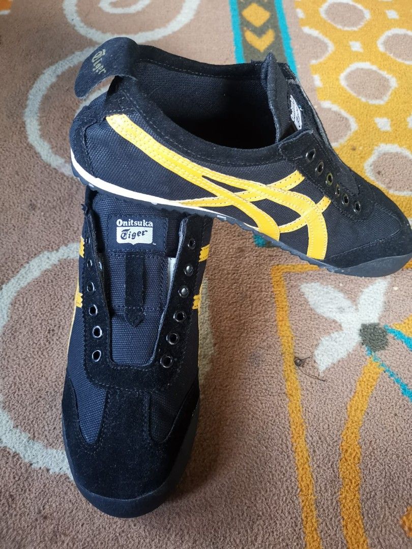 Onitsuka hitam clearance