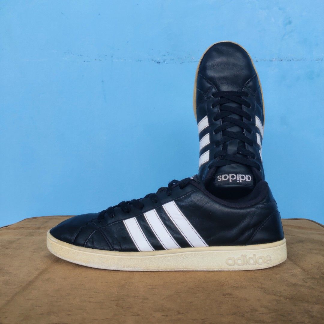 Original Adidas Neo Baseline