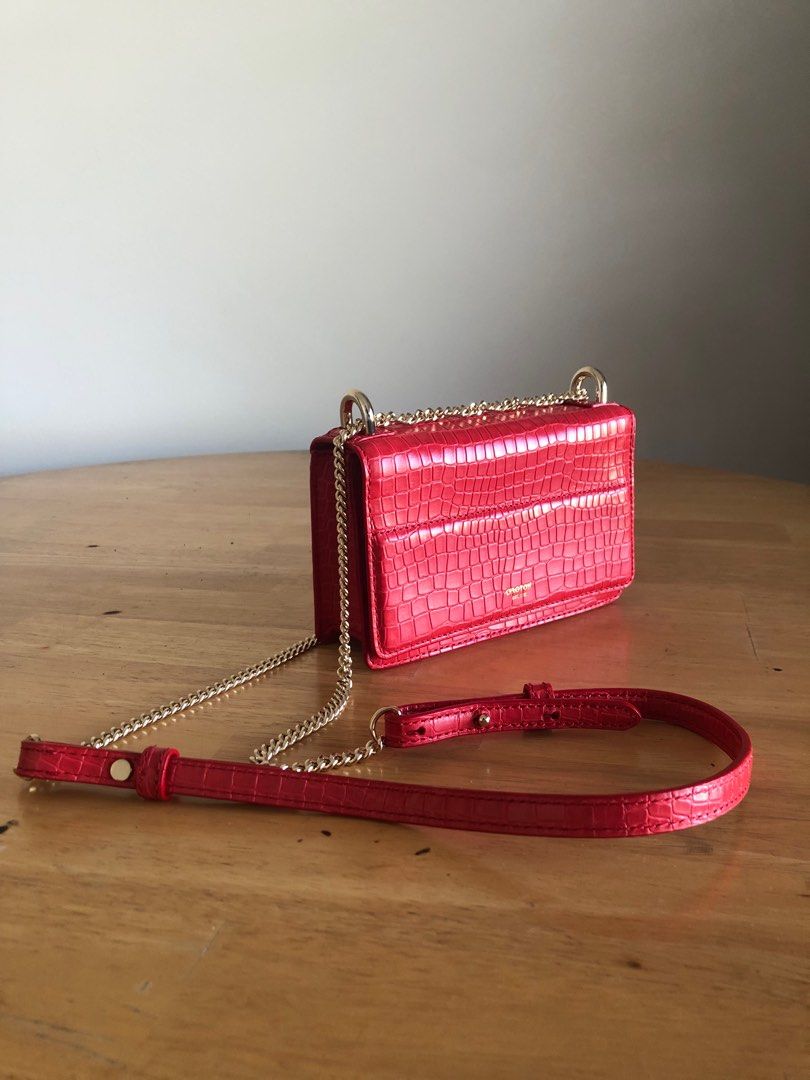 Oroton forte sales micro clutch