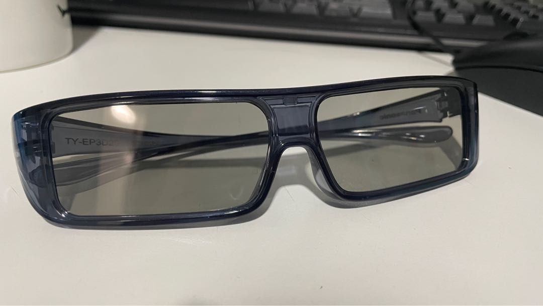 Panasonic 3D Glasses Spectacles (two pairs), Men's Fashion, Watches ...