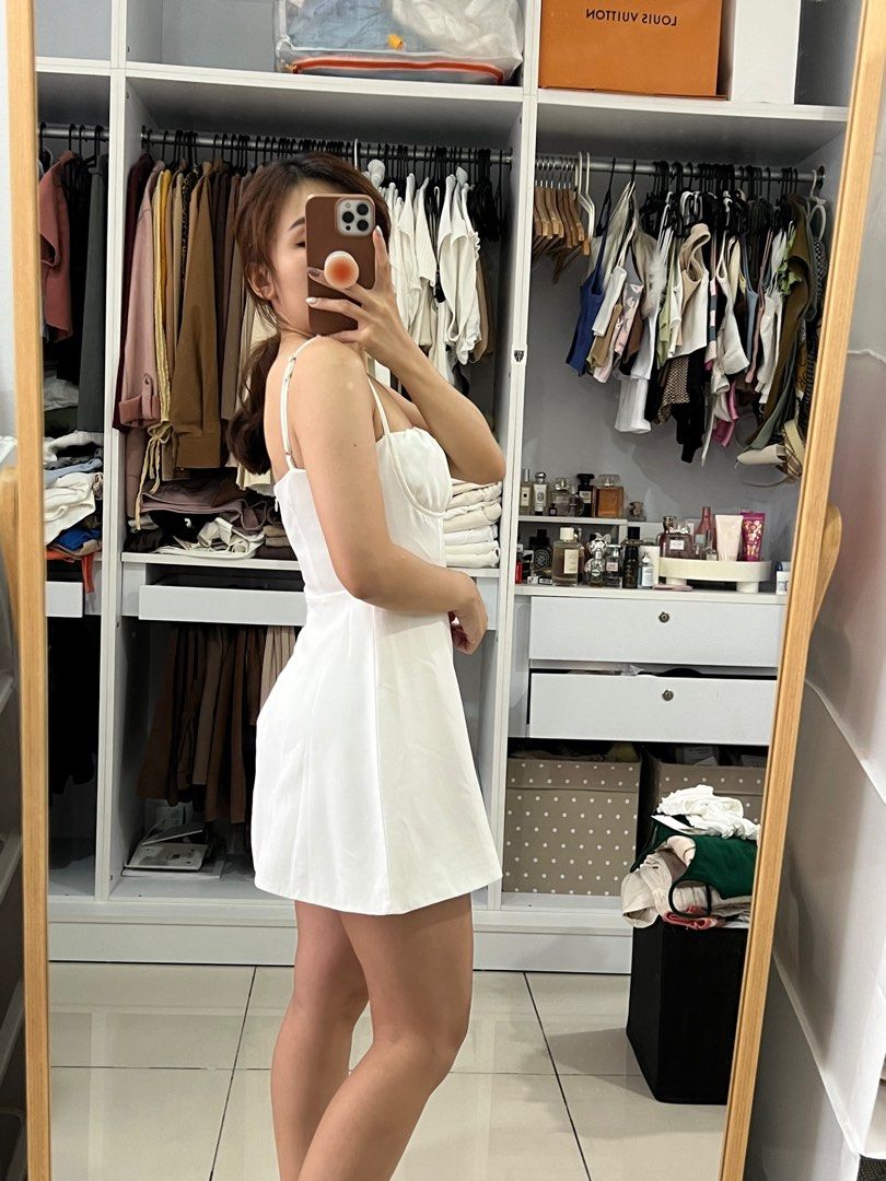 Petite outlet white gown