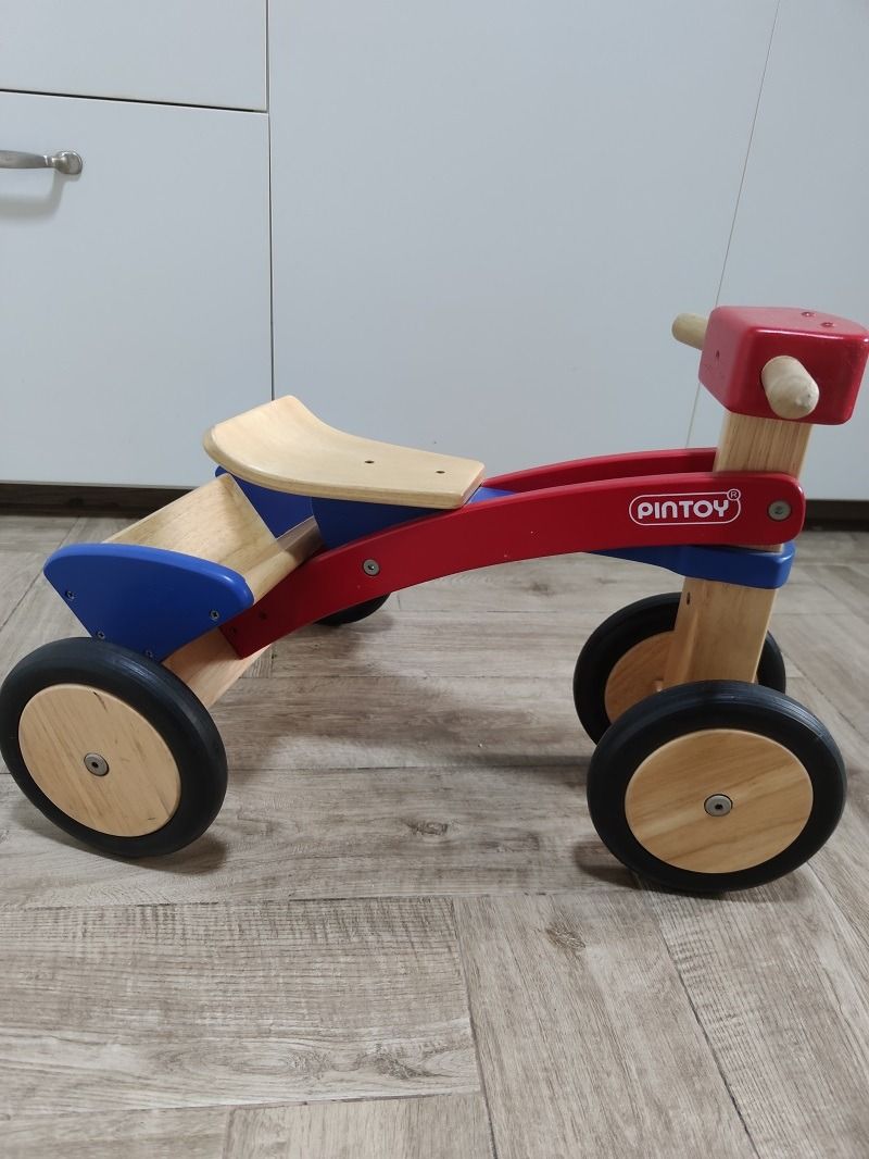 Pintoy hotsell wooden trike