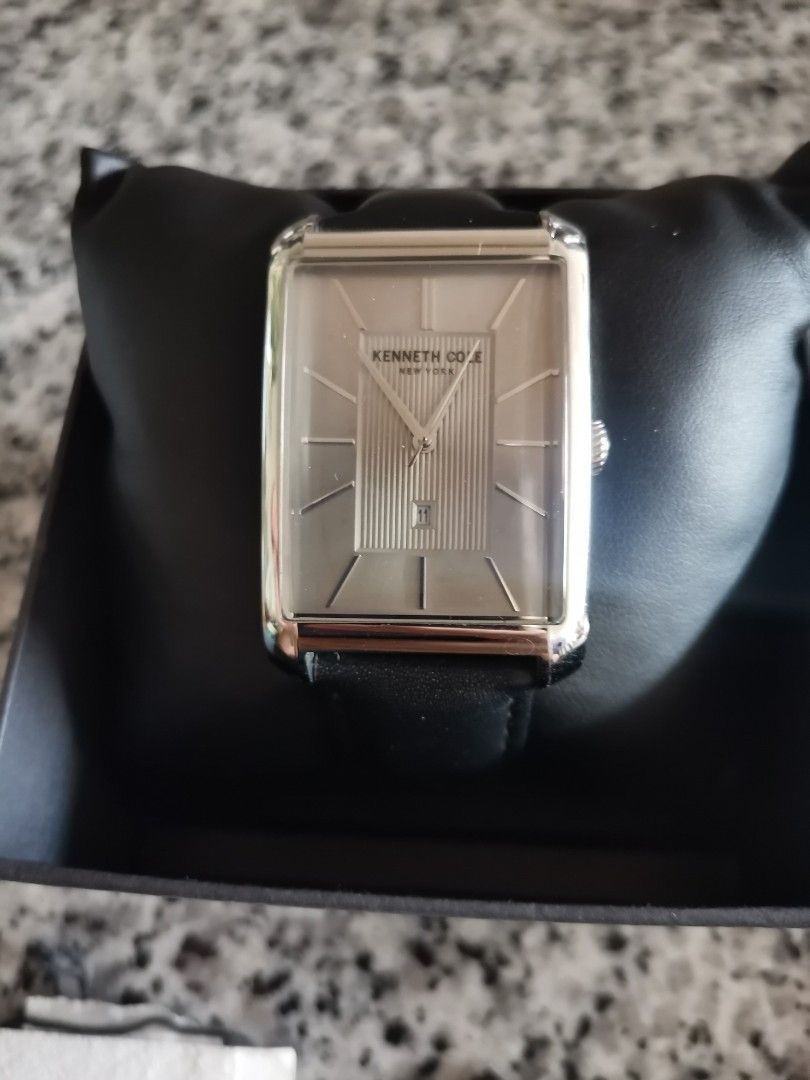 Kenneth cole leather strap hot sale