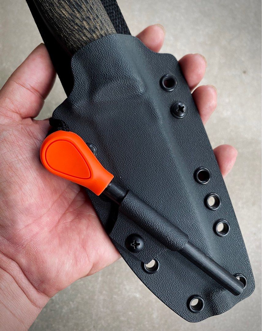 Professional XL Ferro Rod with Ambidextrous striker special one time