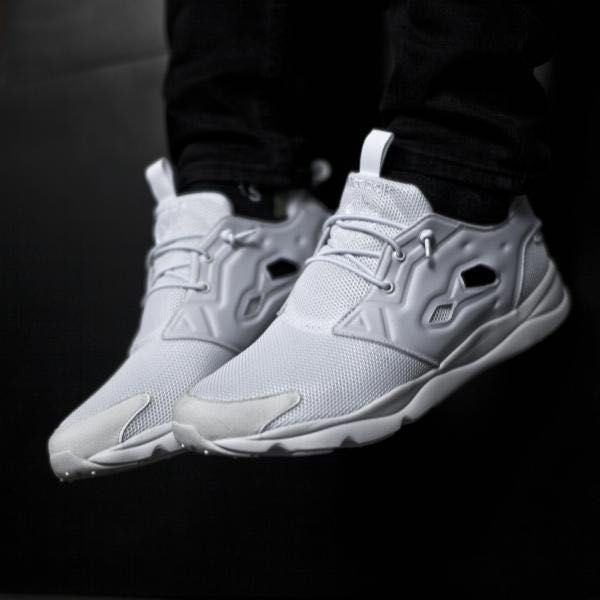 Reebok Furylite Triple White 24.0 V67158