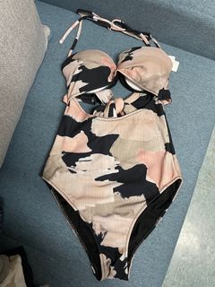 （分類：）位於 。 由 doralsy 提交（商品編號 1209334592，圖片 1）。簡介： 。