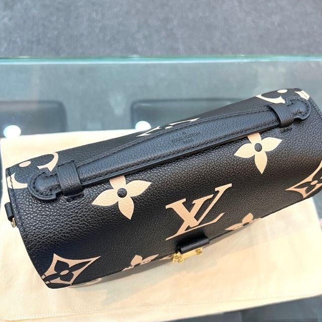 LV Monogram Empreinte Leather Pochette Metis Black / Beige (NFC)_