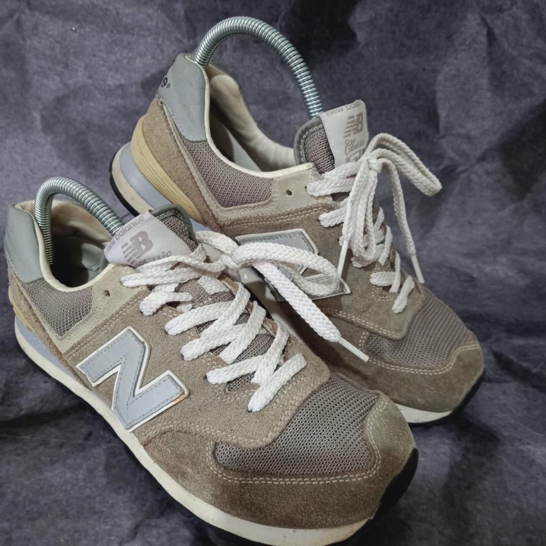Merk sepatu deals new balance