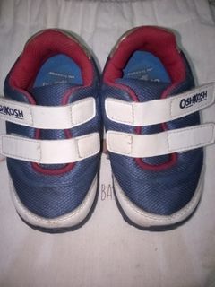 Sepatu Oshkosh