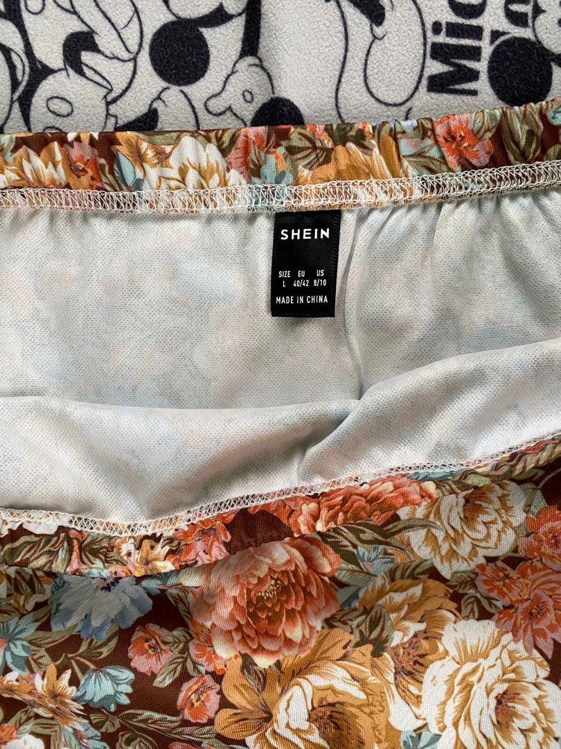 Shein Skirt (Category: Skirts) located in Davao. Submitted by john_canque (Listing ID 1209304188, Image 2). Description: Personal preowned DeclutteringMed to Large.