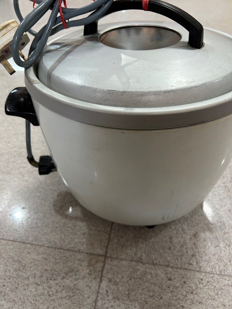 Singer 2.8l rice cooker, TV & Home Appliances, Kitchen Appliances