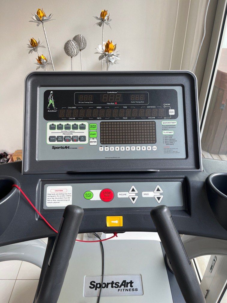 SportsArt Treadmill, Sports Equipment, Exercise & Fitness, Cardio