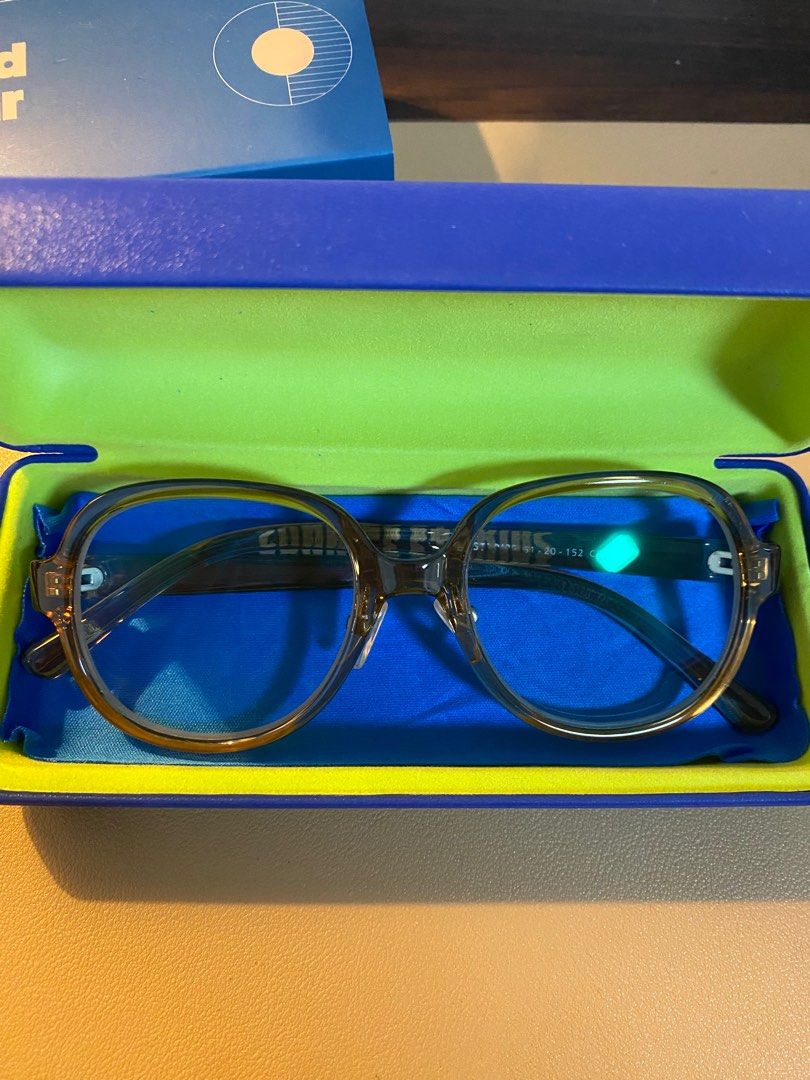 sunnies studios quinn anti rad in manuka, Women's Fashion, Watches